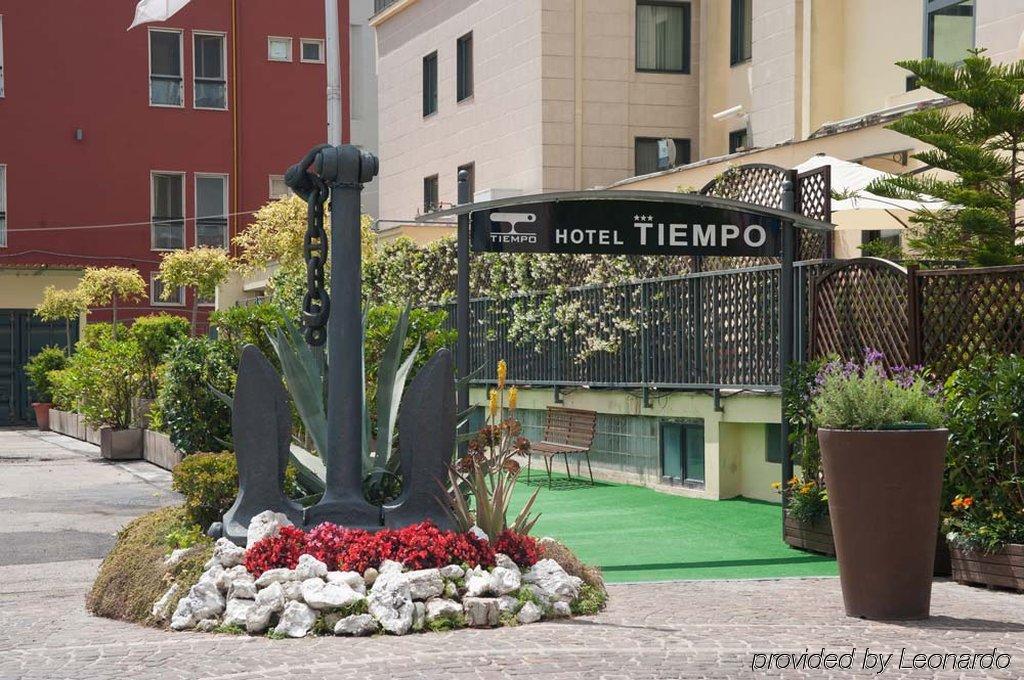 Hotel Tiempo Naples Extérieur photo