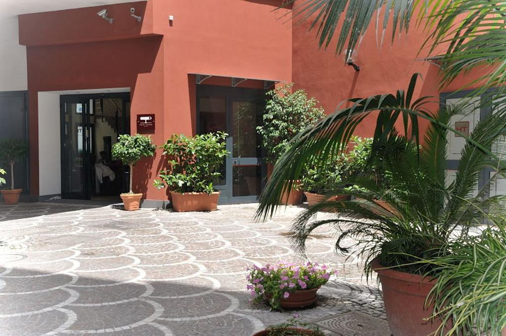 Hotel Tiempo Naples Extérieur photo